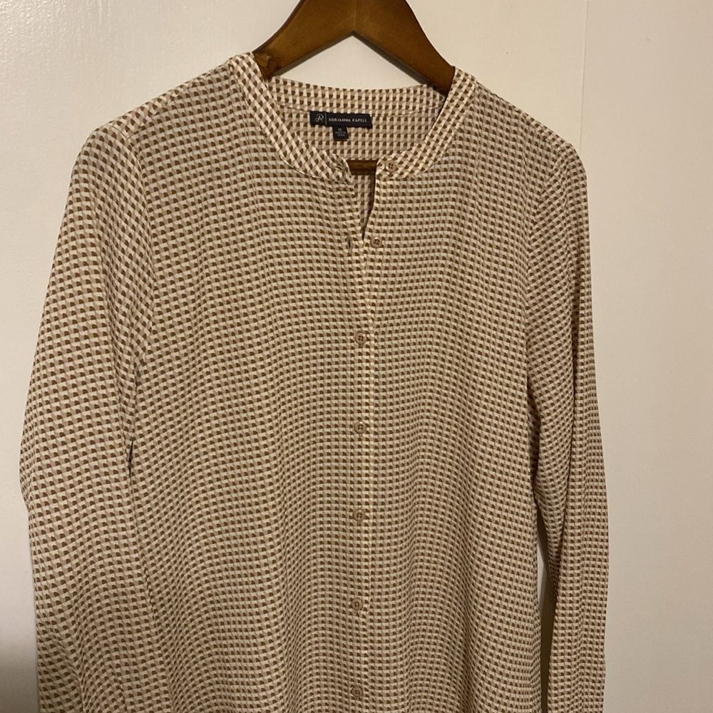 Adrianna Papell Long Sleeve Geometric Print Button Down Blouse Size Medium - Picture 2 of 11